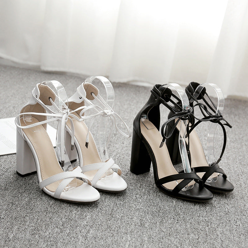 Cross bandage of European and American foreign trade and coarse heel Rome shoe sandals