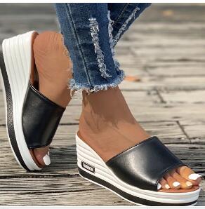 Summer new European and American fashion fish mouth wedge heel fashion leisure foreign trade large size women one-line sandals women