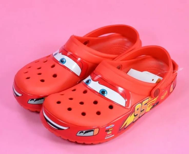 🔥Clog Crocs Classic Lightning McQueen🏖️