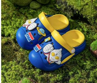 Children& Babuche Spider Man Pisadinha Cartoon