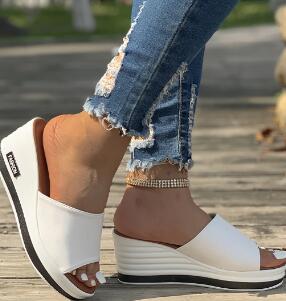 Summer new European and American fashion fish mouth wedge heel fashion leisure foreign trade large size women one-line sandals women