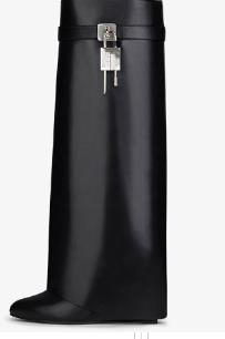WOLFF|Leather shark boots