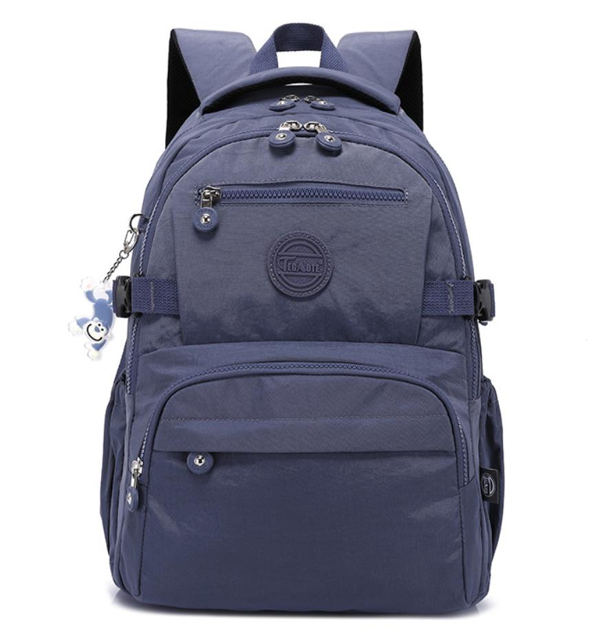 2023 new ultra-light daily travel leisure shoulder bag outdoor travel backpack middle and high school students school bag