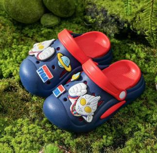 Children& Babuche Spider Man Pisadinha Cartoon