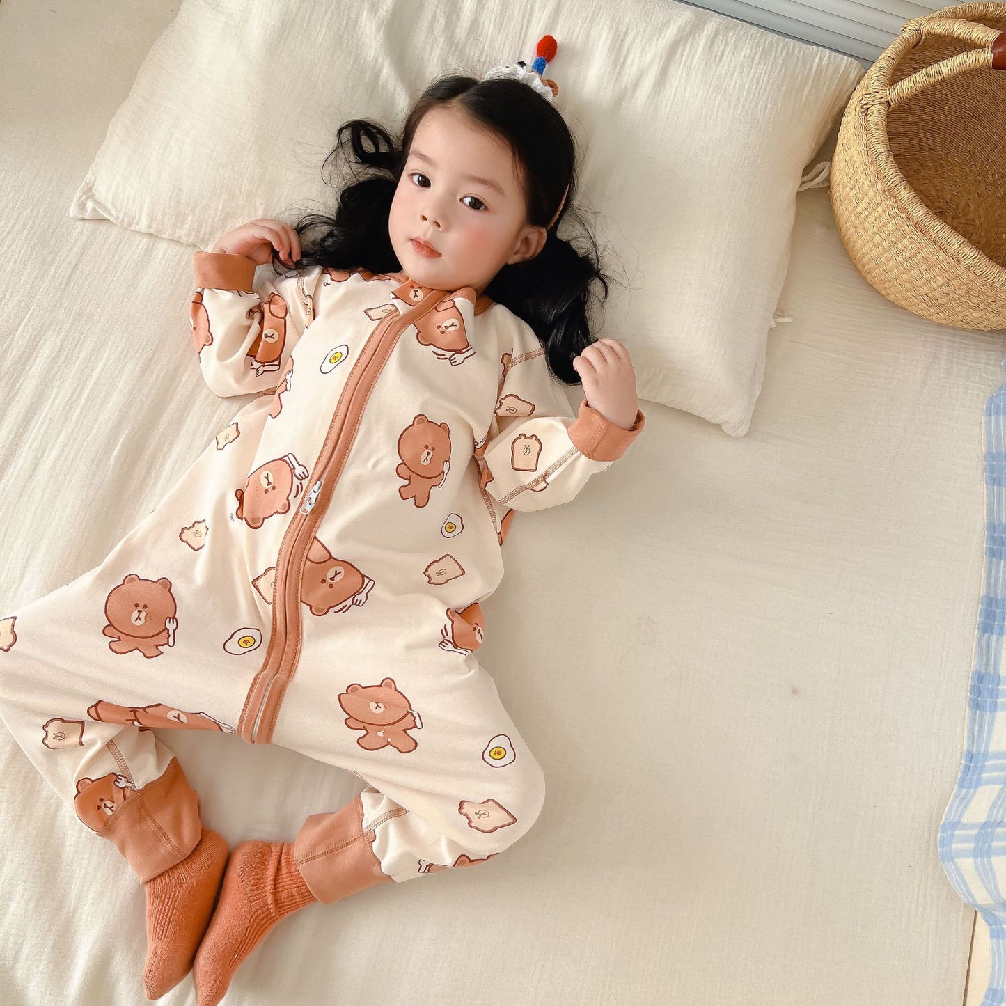 New double-layer baby one-piece split-leg sleeping bag children's anti-kick quilt spring, autumn and winter pajamas boys and girls cotton home wear