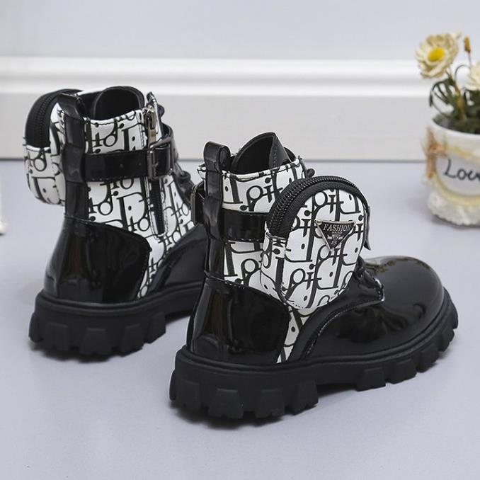 Children's Martin Boots Girls Leather Boots Fashionable Autumn And Winter New Middle And Older Children's Cotton Shoes Baby Bright Leather Surface Short Boots