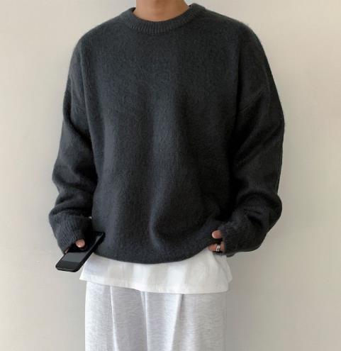 SYUHGFA 2024 Winter Round Collar Mohair Solid Color Sweater Loose Korean Style Vintage Kintted Sweater Pullover Men Clothing