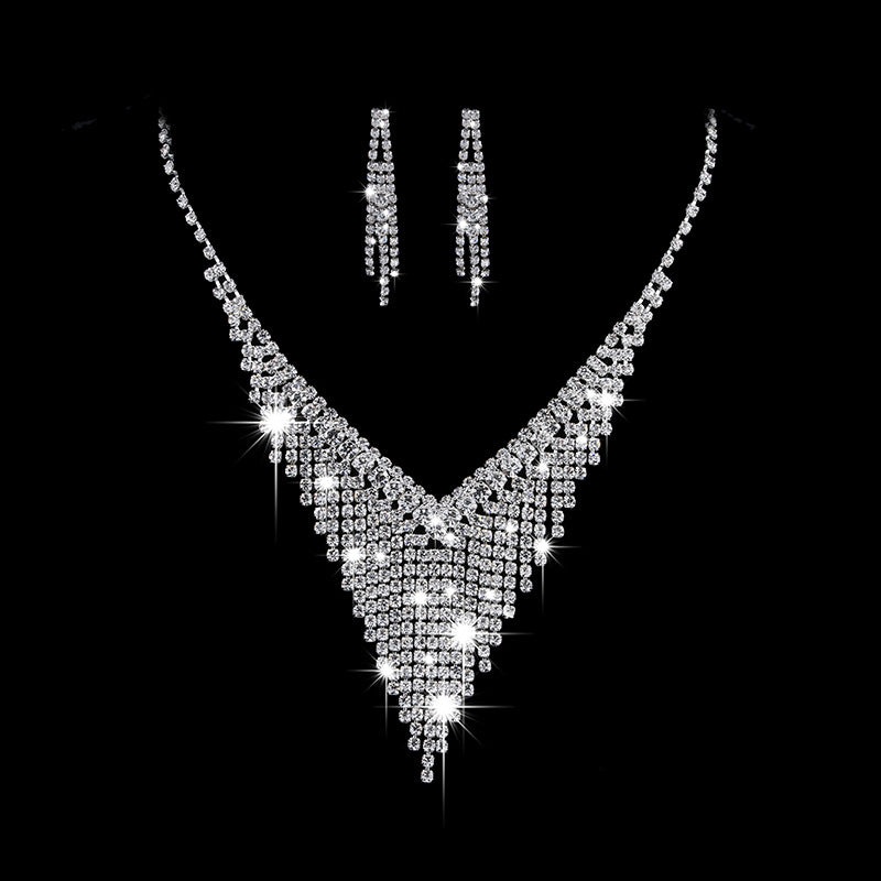 Luxury Crystal Tassel Bride Jewelry Set Rhinestone V Shape Silver-plated Wedding Dress Banquet Necklace Earring Set Ladies Gift