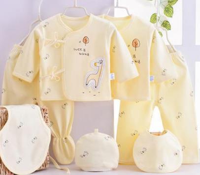 Seven-piece quilted warmth for spring and autumn newborns