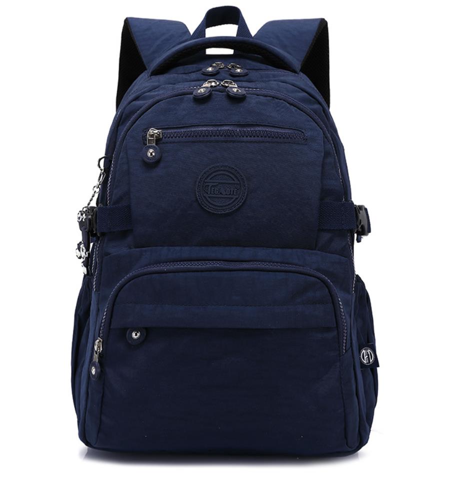 2023 new ultra-light daily travel leisure shoulder bag outdoor travel backpack middle and high school students school bag