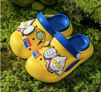 Children& Babuche Spider Man Pisadinha Cartoon