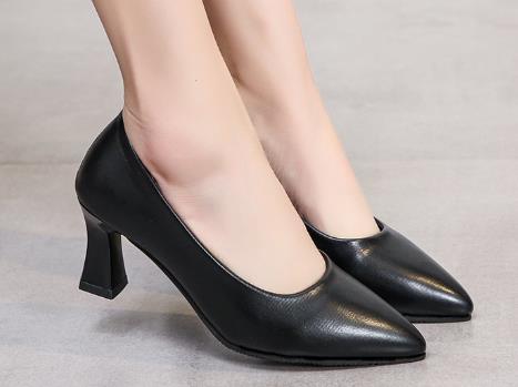 Lublin Sapato Scarpin Feminino Básico Minimalista