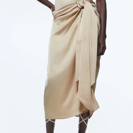 Fit And Slim Knotted Midi Skirt