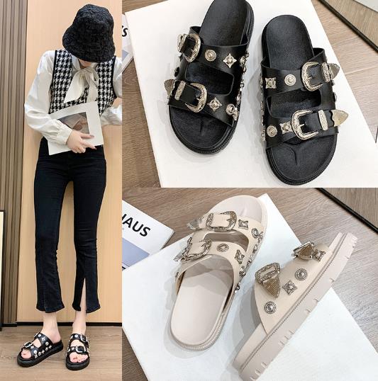 Rivet thick-soled casual sandals and beach slippers