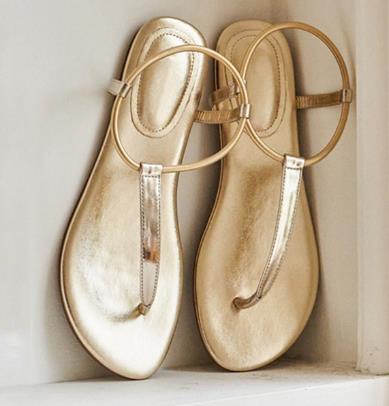 Flip-flop flat sandals