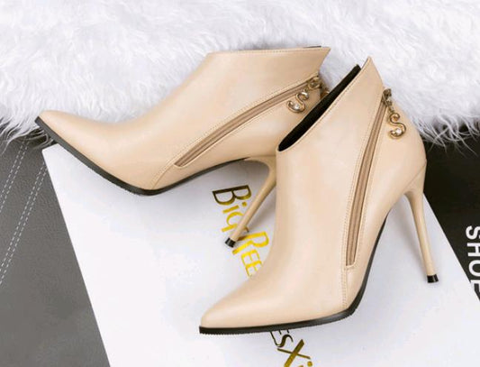 Sexy pointed Martin boots stiletto high heel ankle boots autumn and winter new women's boots England bare boots ankle boots