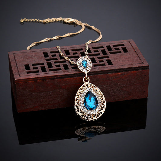 Foreign trade explosion Crystal Teardrop Shaped Earrings Necklace Set bride wedding dress accessories wholesale diamond chain set
