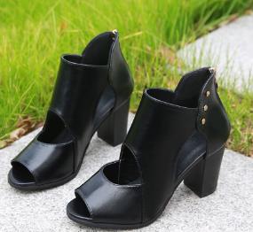 Sandália Feminina Ankle Boot Couro
