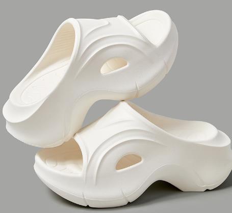 Zapatillas de exterior con suela gruesa de EVA.