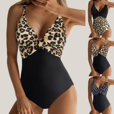 Swimsuit (one piece)